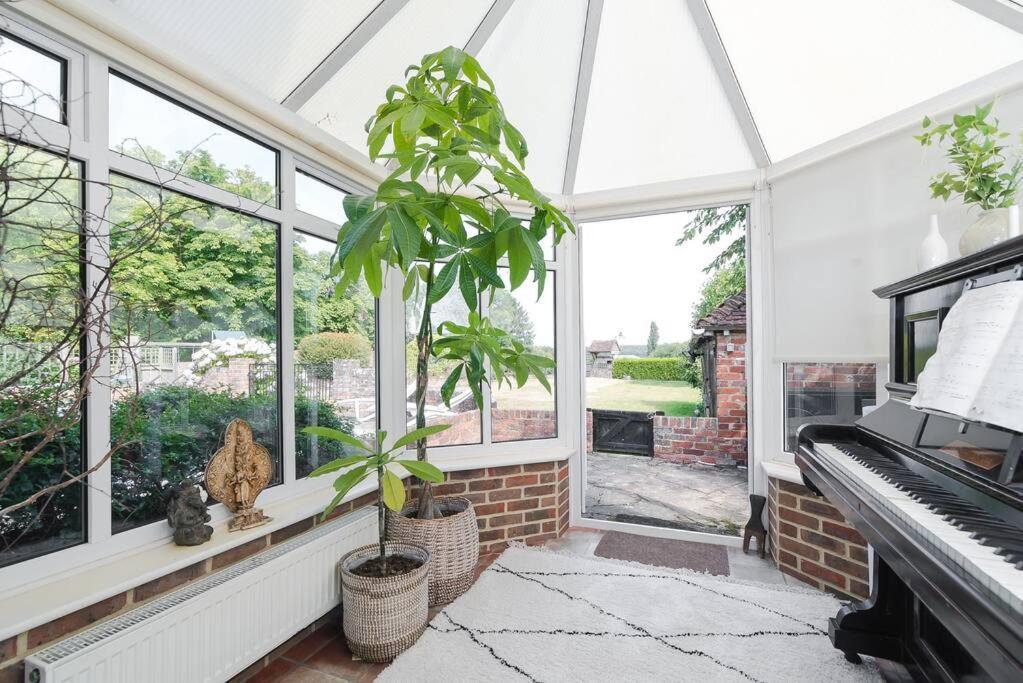 Adorable 2 Bedroom Guest House 호크허스트 외부 사진